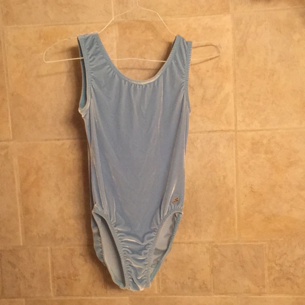 Satara Leo’s AM Velvet leotard